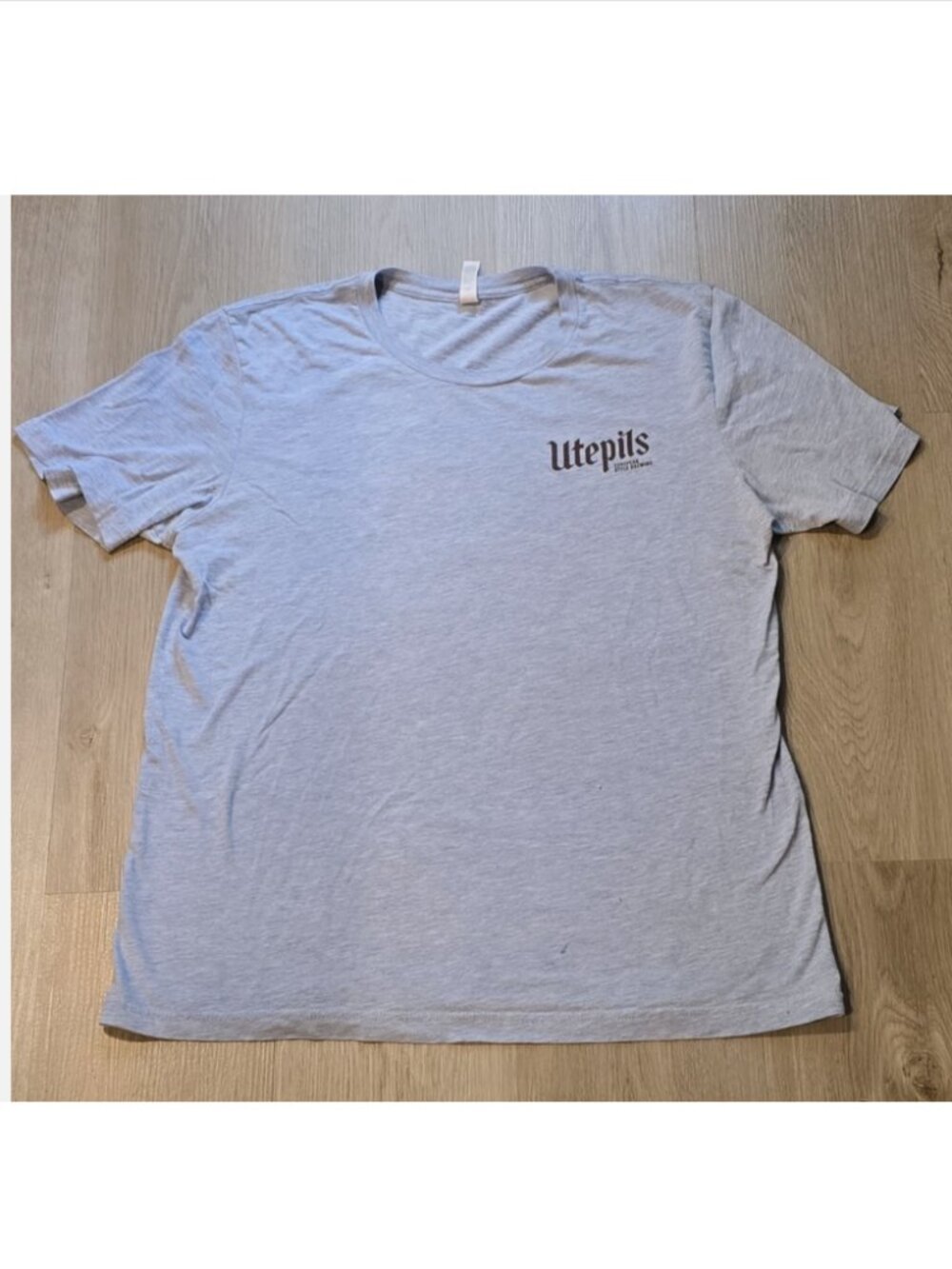 Utepils European Style Brewing T-Shirt Mens L Minneapolis Brewery READ (stains)